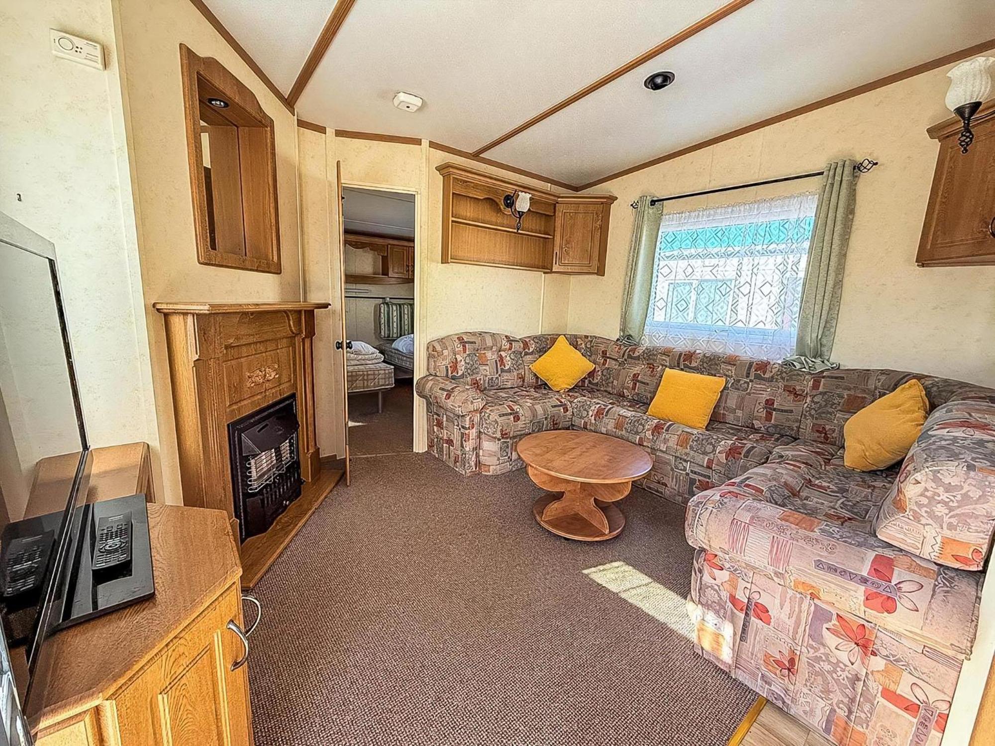 6 Berth Caravan By The Beach In Hunstanton In Norfolk, Pets Welcome Ref 13009L Eksteriør bilde